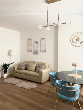 LA MAR Apartment Treviso, Design Contemporaneo e Comfort!